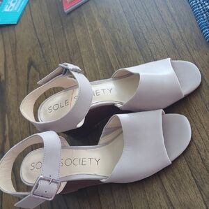 Sole Society Women's Beige Sandals